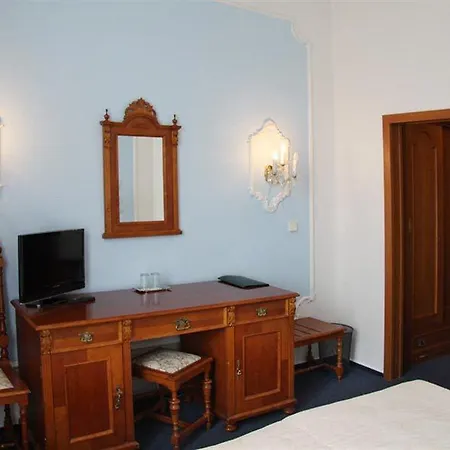 Vysehrad Otel
