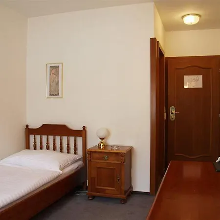 Szálloda Vysehrad 4*