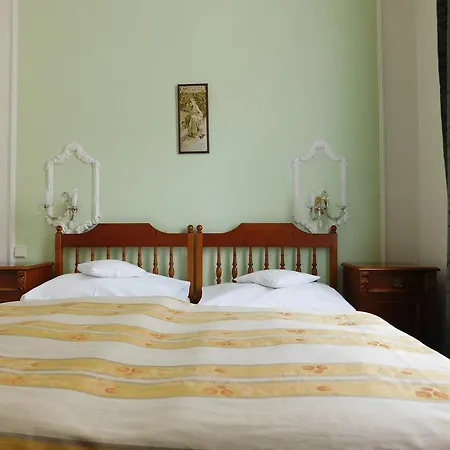 Szálloda Vysehrad 4*